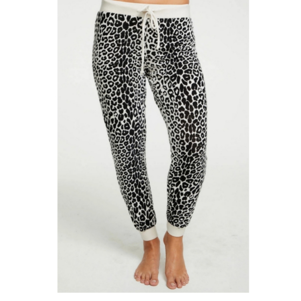 Chaser Leopard Jogger Pant Size Medium